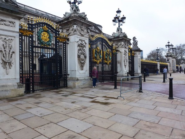 Main gates, Buckingham Palace