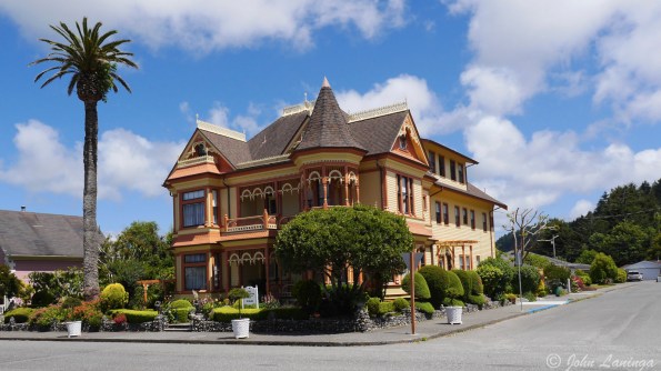One of the mor spectacular homes, now a B&B.