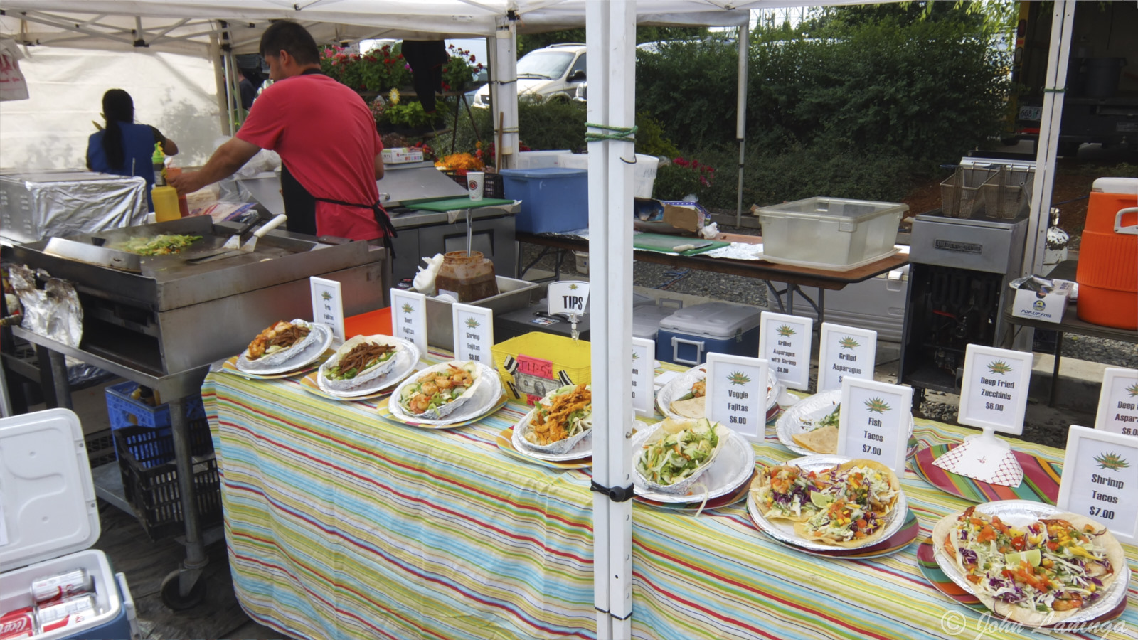 Street food, what can be more fun?