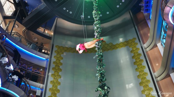 Jack and the Beanstalk arial act -- on a ship!