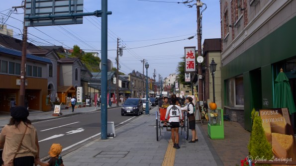 A view of the shopping street