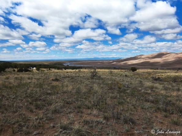 Here you can see one of the rivers that feed the dunes