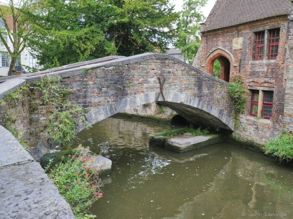 The smallest bridge in Brugge