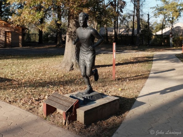 A statue of Andrew Payne, a participant in the great Transcontinental Footrace (1928)
