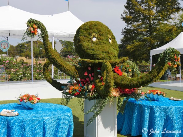 A very elaborate centerpiece for the festivities